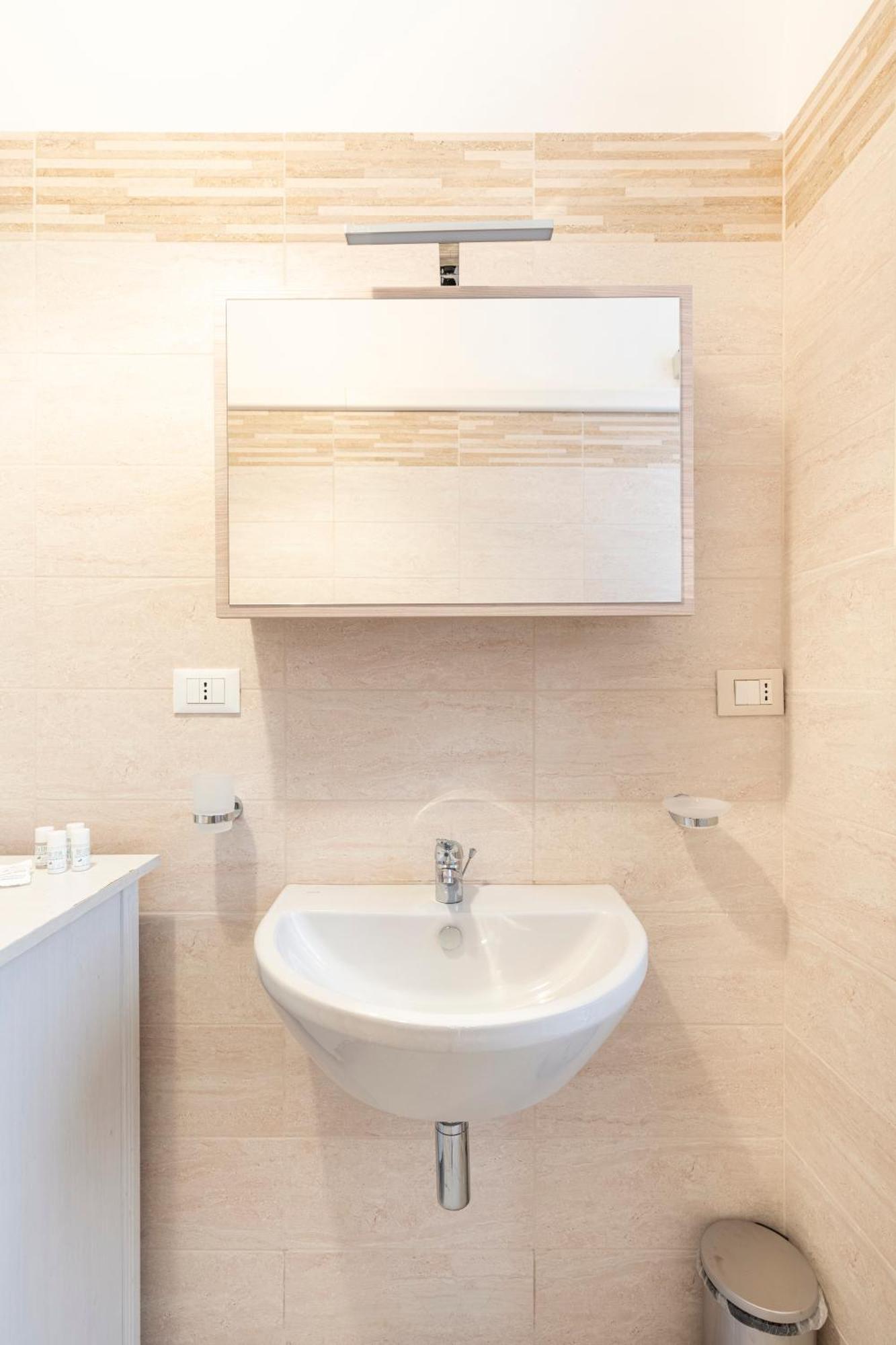 Appartement Hostly - Michelangelo Midtown-center Of