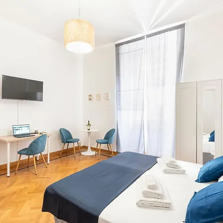 Hostly - Michelangelo Suite Midtown-Center Of Rome Exterior photo